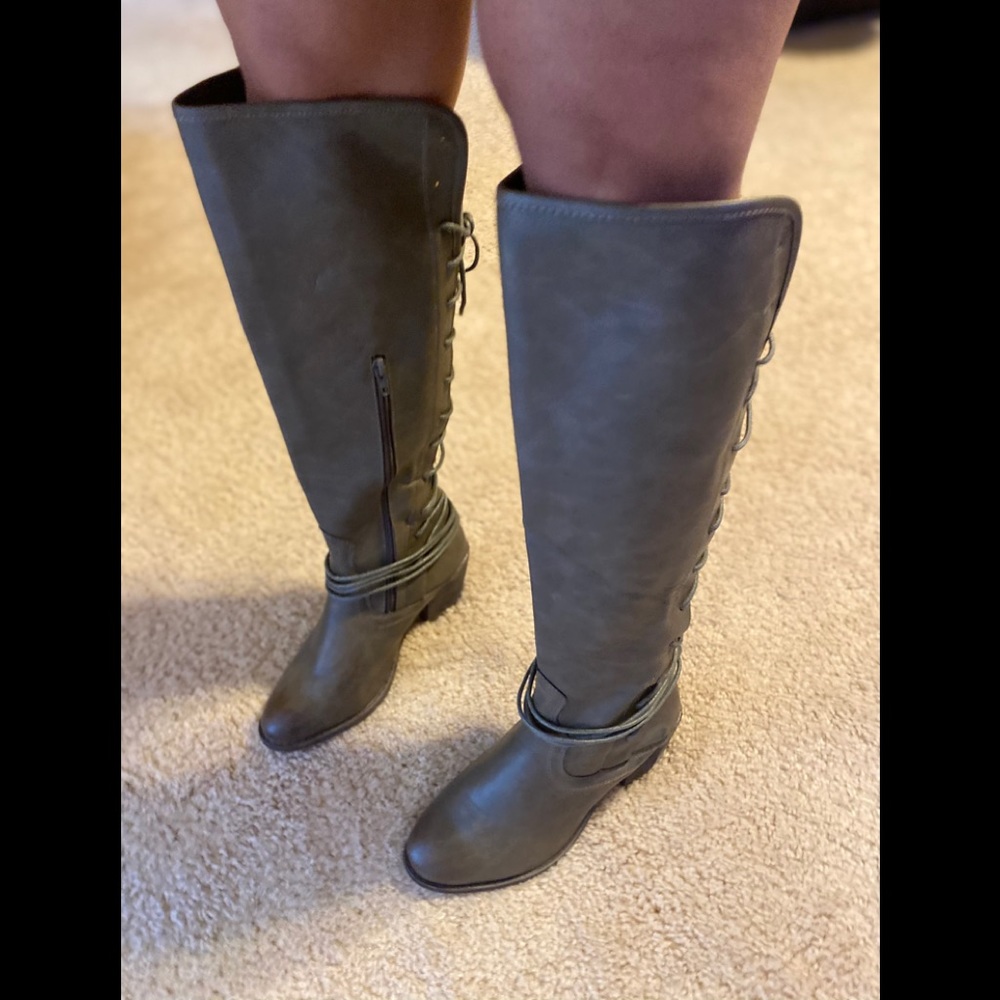 Brand New leather cow girl boots